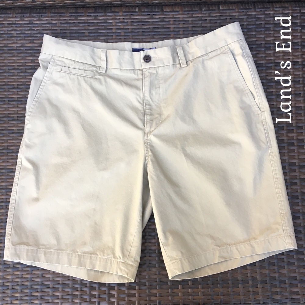 Men’s Land’s End Shorts.  Taupe.   35” waist.